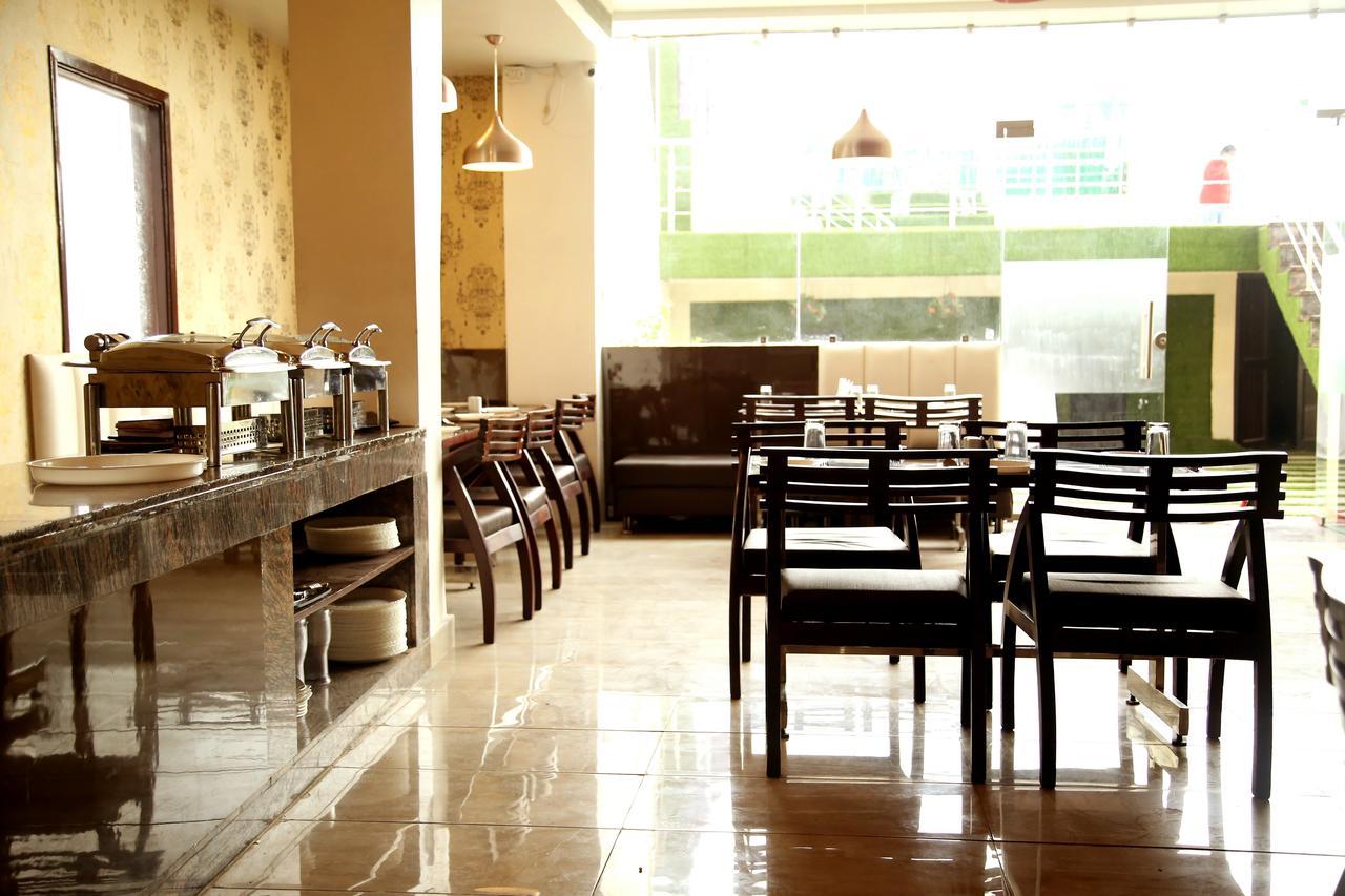Sallow Royal Suites Amritsar Extérieur photo