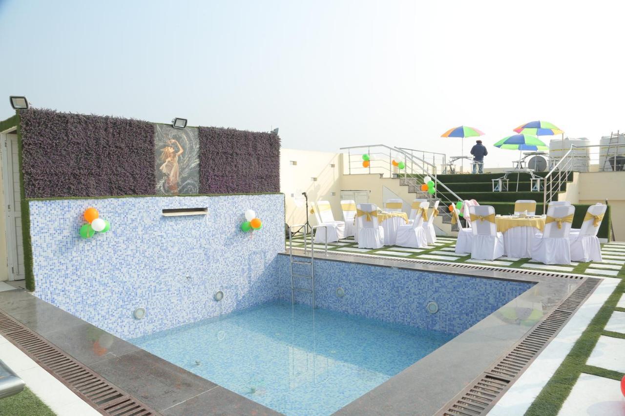 Sallow Royal Suites Amritsar Extérieur photo